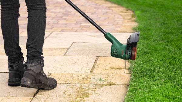 Bosch AKKU GRASS STRIMMER EASY 23CM 18V 2,0AH