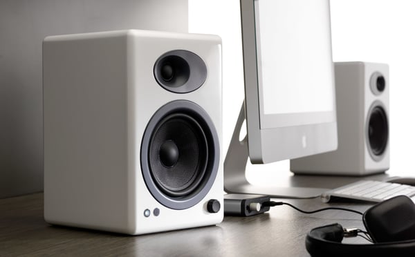 Audioengine A5+, 2.0 kanaler, Koblet med ledninger (ikke trådløs), 50 W, 50 - 22000 Hz, Hvit