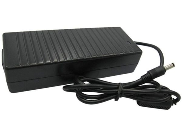 CoreParts AC Adapter - Strømadapter - 120 watt - Europa