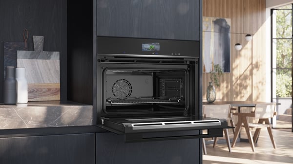 Siemens iQ700 CS736G1B1 höyryuuni 47 l A+ 56 cm integroitava, musta lasi