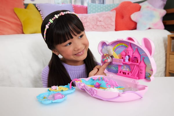 Polly Pocket 2-in-1 Bunny Fun Compact, käsilaukkupakkaus, jossa 2 nukkea ja 12 tarviketta, kuten lemmikkejä, Pieni nukke, 4 vuosi/vuosia, Poika/tyt...