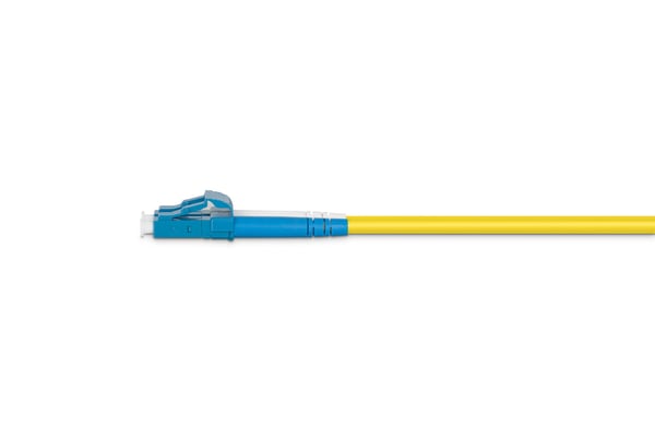 DIGITUS Professional - Patchkabel - LC/PC enkelttilstand (han) til LC/APC enkelttilstand (han) - 2 m. - fiberoptik - duplex - 9 / 125 micron - OS1 ...