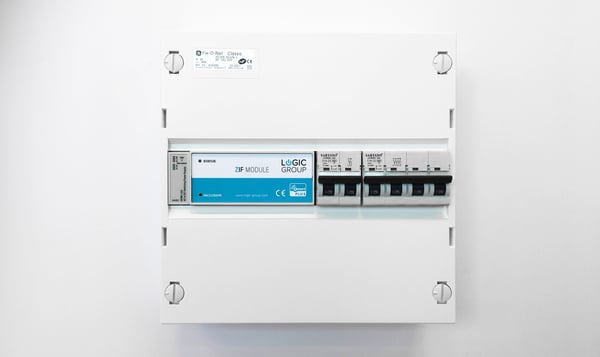 ZIF5029 Intelligent smart Z-Wave baseret modul med 6 relæudgange og 6 impulsindgange til montering p