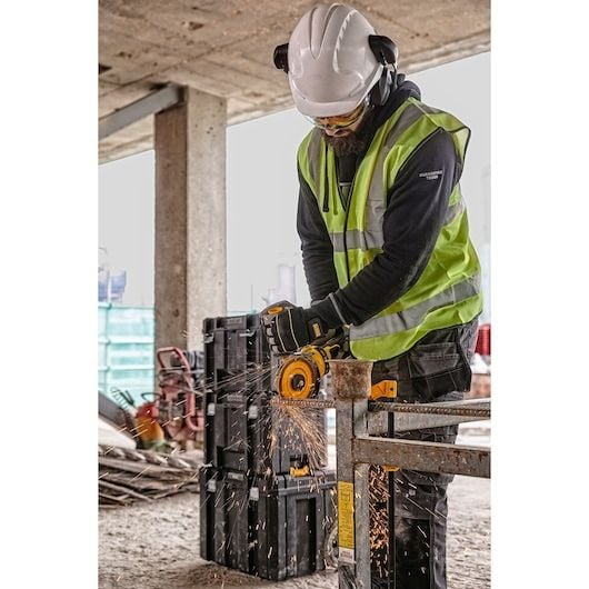 DEWALT.KULMAHIOMAKONE 54V FV DCG418T2