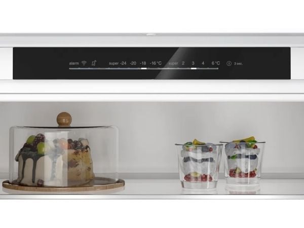 Siemens iQ100 KB96NNSE0 kombiskap 383 L E, integrert, glideskinne