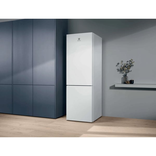 Electrolux LNT5ME32W1, 330 l, SN-T, 8 kg/24h, E, Färska zon fack, Vit