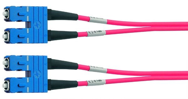 Telegärtner L00881A0038 Fiberoptisk kabel 2 m SC LSZH OM4 Fiolett (L00881A0038)