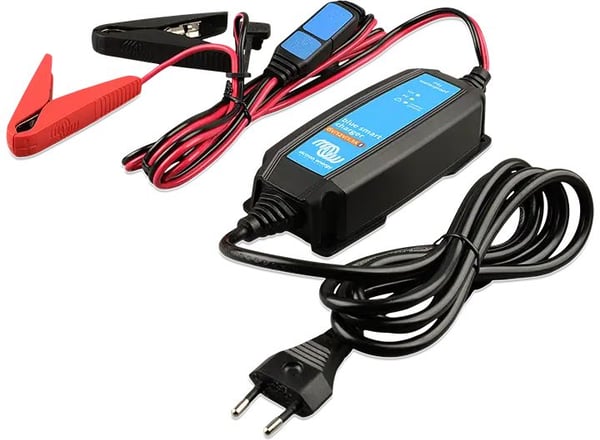 Victron Energy Blue Smart IP65 Charger 12/15 - Batteriladdare - AC 230 V
