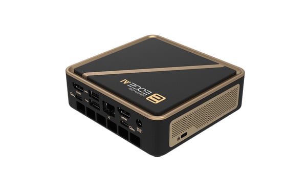 Sapphire EDGE AI 370 minidator Ryzen AI 9 HX 370 barebone Radeon 890M, svart/guld
