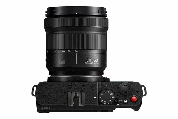 Panasonic Lumix DC-S9K kamera 20-60mm F3,5-5,6 24,2 MP, karmiininpunainen