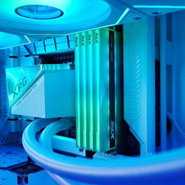 XPG LANCER NEON RGB , 16 GB, 1 x 16 GB, DDR5, 6400 MHz, 288-pin DIMM, Monivärinen