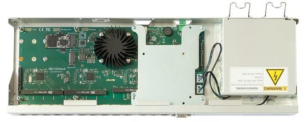 Mikrotik RB1100AHx4, Ethernet WAN, Gigabit Ethernet, Ruostumaton runko