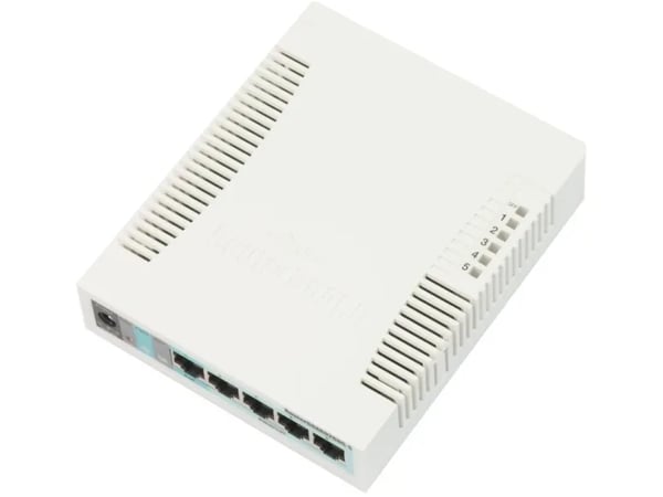 MikroTik RB260GS - Switch - Administrerad - 1 x 10/100/1000 (PoE) + 4 x 10/100/1000 + 1 x SFP - skrivbordsmodell