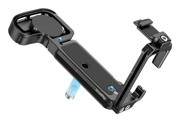 SmallRig 5962 L-Shaped Mount Plate w AirTag Slot for Canon EOS R6 Mk III / R6 Mk II / R5 Mk II