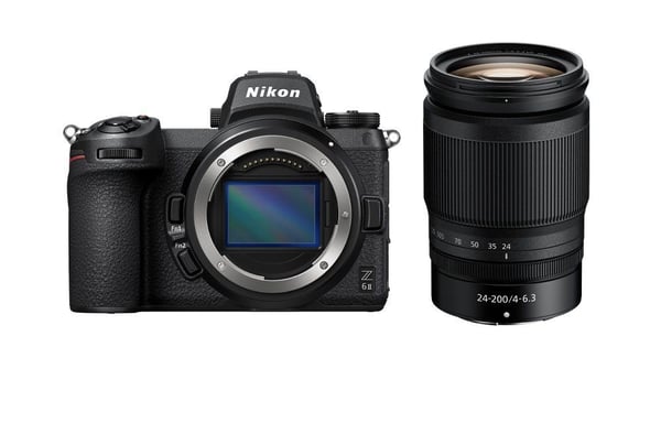 Nikon Nikon Z6 II SLR + Nikkor Z 24-200mm f/4-6.3 VR