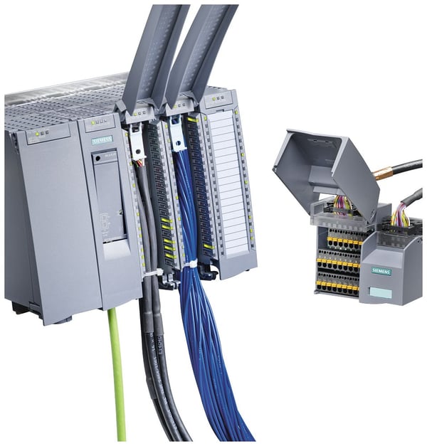 Siemens 6ES79242AK200BC0 6ES7924-2AK20-0BC0 PLC-liitäntämoduuli, 212 g, 102 mm, 68 mm, 78 mm, 24 V