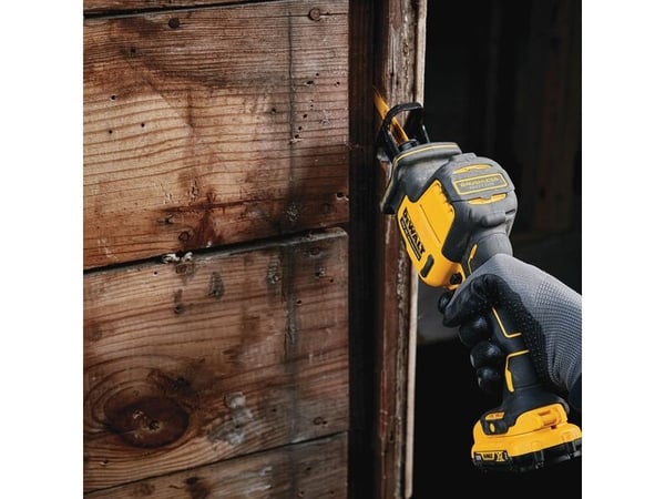 DeWALT DCS312D2 - Pistosaha - akkukäyttöinen - 2 akkua - 12 V