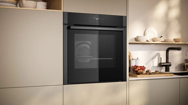 Neff N 50 B5ACJ7AG3, Medium, Elektrisk ugn, 71 l, 71 l, 30 - 275 ° C, Hydrolytisk + Pyrolytisk