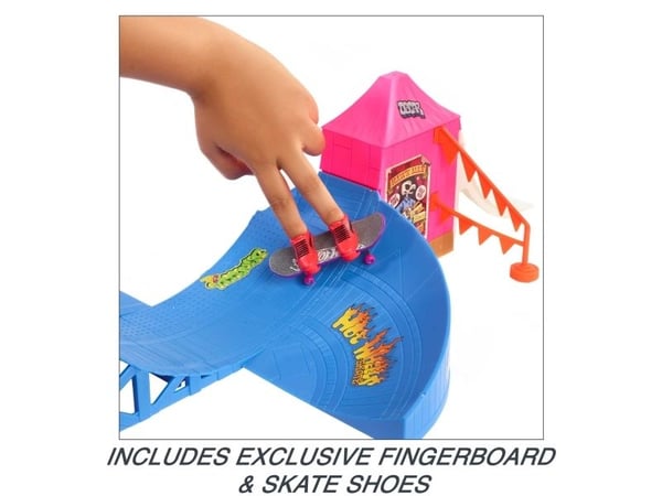 Hot Wheels Skate Amusement Park Skate Set