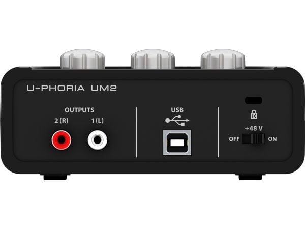 Behringer UM2