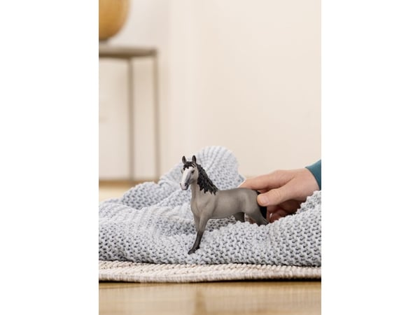 Schleich Cheval de Selle Francais
