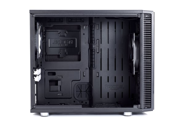 Fractal Design Define Nano S ITX-kotelo, ikkunalla, musta, ilman virtalähdettä