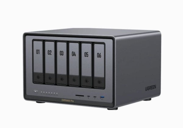 UGREEN NASync DXP6800 Pro 6-Bay NAS 0/6 SATA + 0/2 M.2 SSD, 2x 10GbE, 8GB RAM