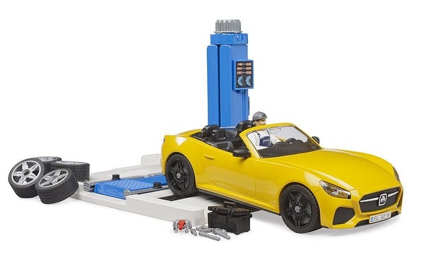 BWorld Car service and BRUDER Roadster