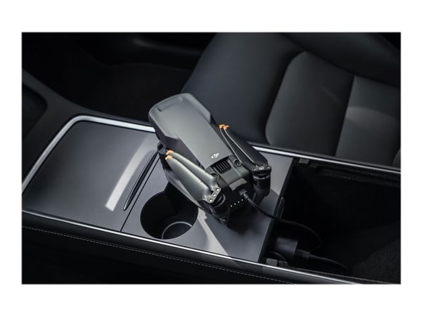 DJI CCX260-65 - Bilstrømadapter - 65 watt - 5 A - PD - 2 utgangskontakter (USB-C, USB) - på kabel: USB-C