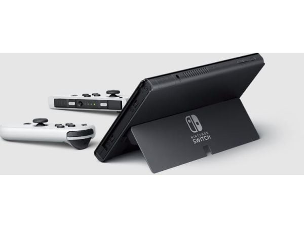 Nintendo | Switch OLED - Spillkonsoll - Full HD - 64GB - Hvit | Inkl. 2 x Joy-Con (hvit)