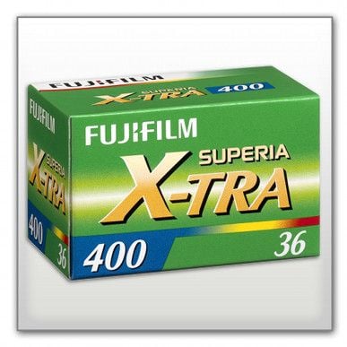 Fujifilm 400 - Consumer film - 135 (35 mm) - 400ASA - 36 shots.