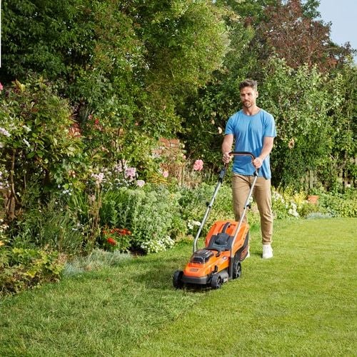 Black & Decker BCMW33184L2, Työnnettävä ruohonleikkuri, 400 m², 33 cm, 2,5 cm, 6,5 cm, 35 L