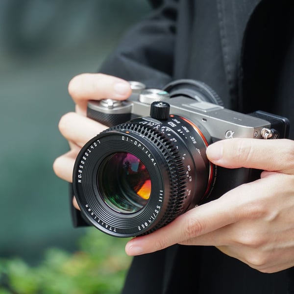 TTArtisan Tilt 50 mm F1,4-objektiv for Fuji X