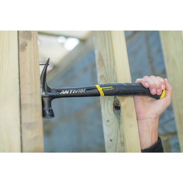 STANLEY HAMMER ANTIVIBE 570g BENDET KLØ