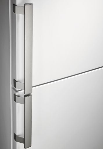 Electrolux kjøle-/fryseskap LNB1LE34WR