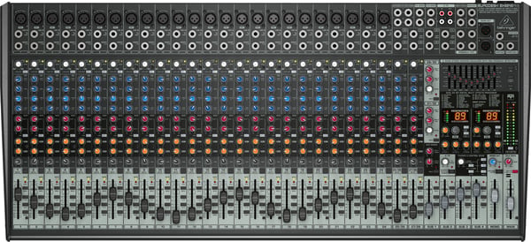 Behringer SX3242FX, 32 kanavaa, 50 W, Musta