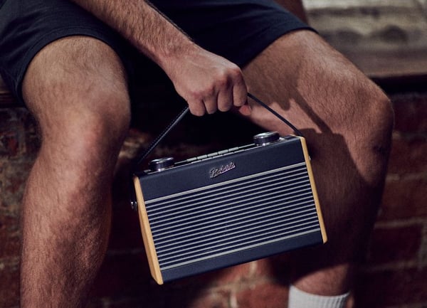Roberts Radio Rambler Max kannettava radio DAB+ FM, tummansininen