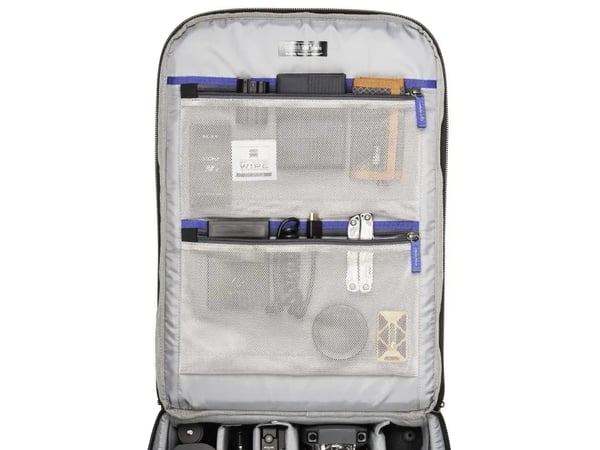 Think Tank Airport Advantage™ XT, Tietokonelaukku pyörillä, 2 x DSLRs DJI Ronin-S, DJI Mavic Pro, Notebook-lokero, Musta
