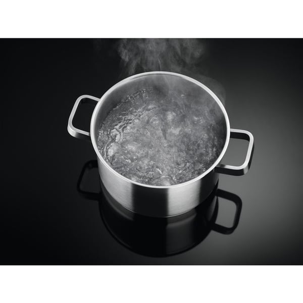 Electrolux EIV9467 induktionshäll 91 cm 6 kokzoner 400 V, svart