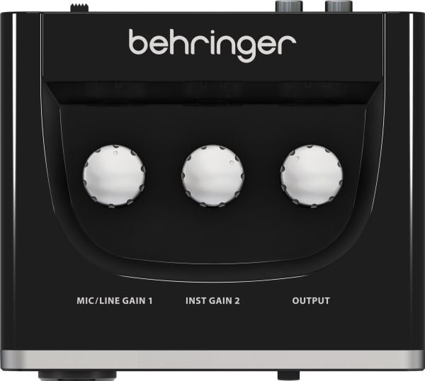 Behringer UM2