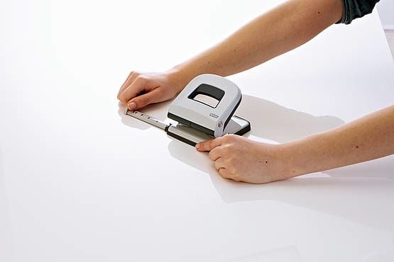 Novus E 225, 25 ark, Sort, Metall, Plast, 8 cm, 5,5 mm, 380 g