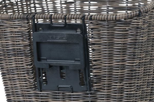 BASIL BREMEN RATTAN LOOK KF rottinki ohjaustangon kori + BASIL KLICKFIX ADAPTER PLATE ohjaustangon kiinnitysjärjestelmä irrotettava (ei kiinnikettä...