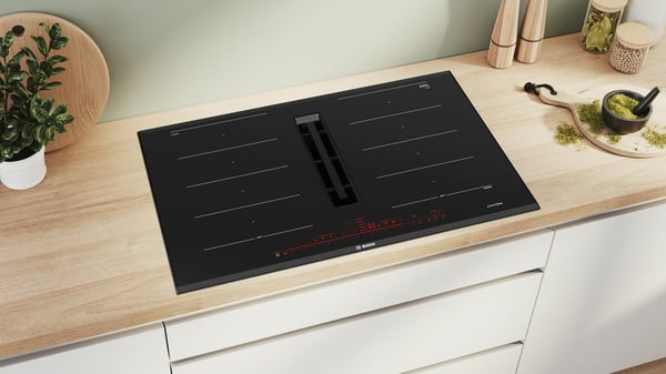 Bosch Serie 8 PXX895D66E induktionshäll 80 cm, 4 zoner, svart
