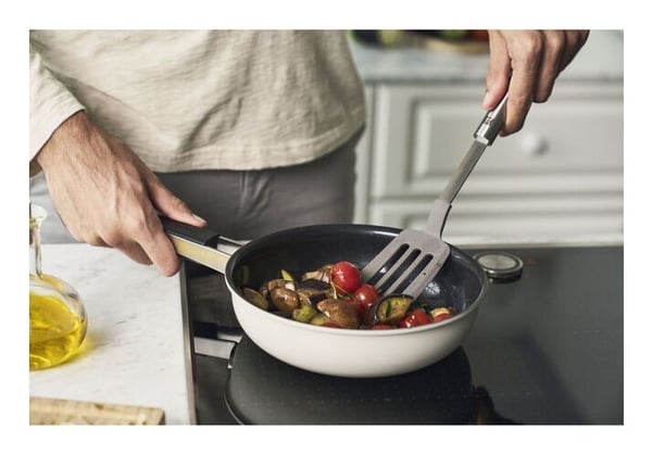 ZWILLING Pure Stekpanna, 28 cm, 18/10 Rostfritt stål, Keramisk non-stick-beläggning