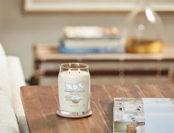 Yankee Candle 1630644E, Sylinteri, Valkoinen, Puuvillankukka, Kukka, Sitruuna, 90 h, 1 kpl