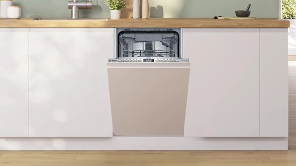 Bosch Serie 4 SPT4EMX17E täysin integroitava astianpesukone 45 cm variohinge