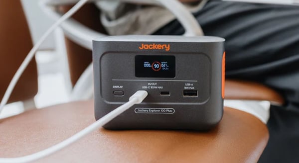 Jackery Portable power station - Explorer 100Plus EU