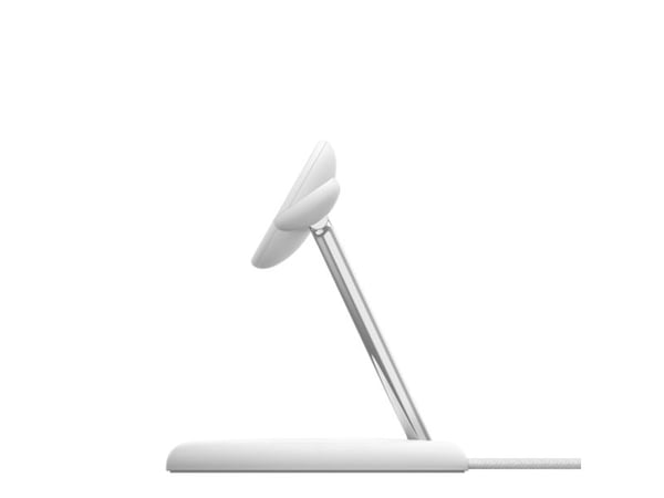 Belkin BoostCharge Pro 3-in-1 - Trådlöst laddställ - magnetisk med Qi2 + växelströmsadapter - 15 Watt - Fast Charge - vit