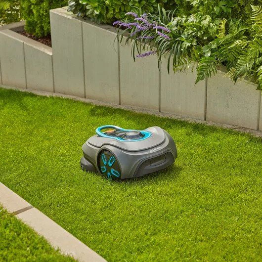 Gardena trådløs robotgressklipper smart SILENO-fri - RTK-GPS - 800 m²