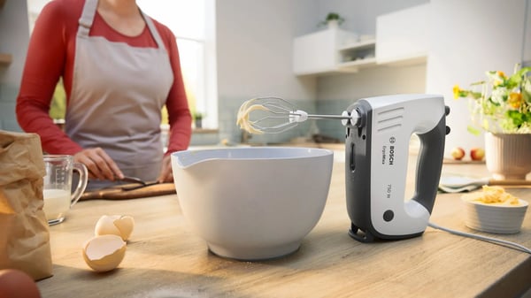 Bosch ErgoMixx MFQ37470 - Handmixer/handblandare - 750 W - vit / grå